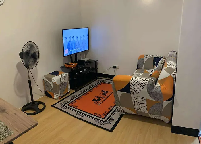Staycation In Larsen Manila