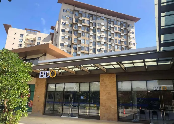 Apartment Staycation In Larsen Manila